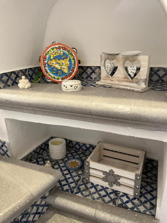 Ai Monachelli Bed & Breakfast Bolognetta ภายนอก รูปภาพ